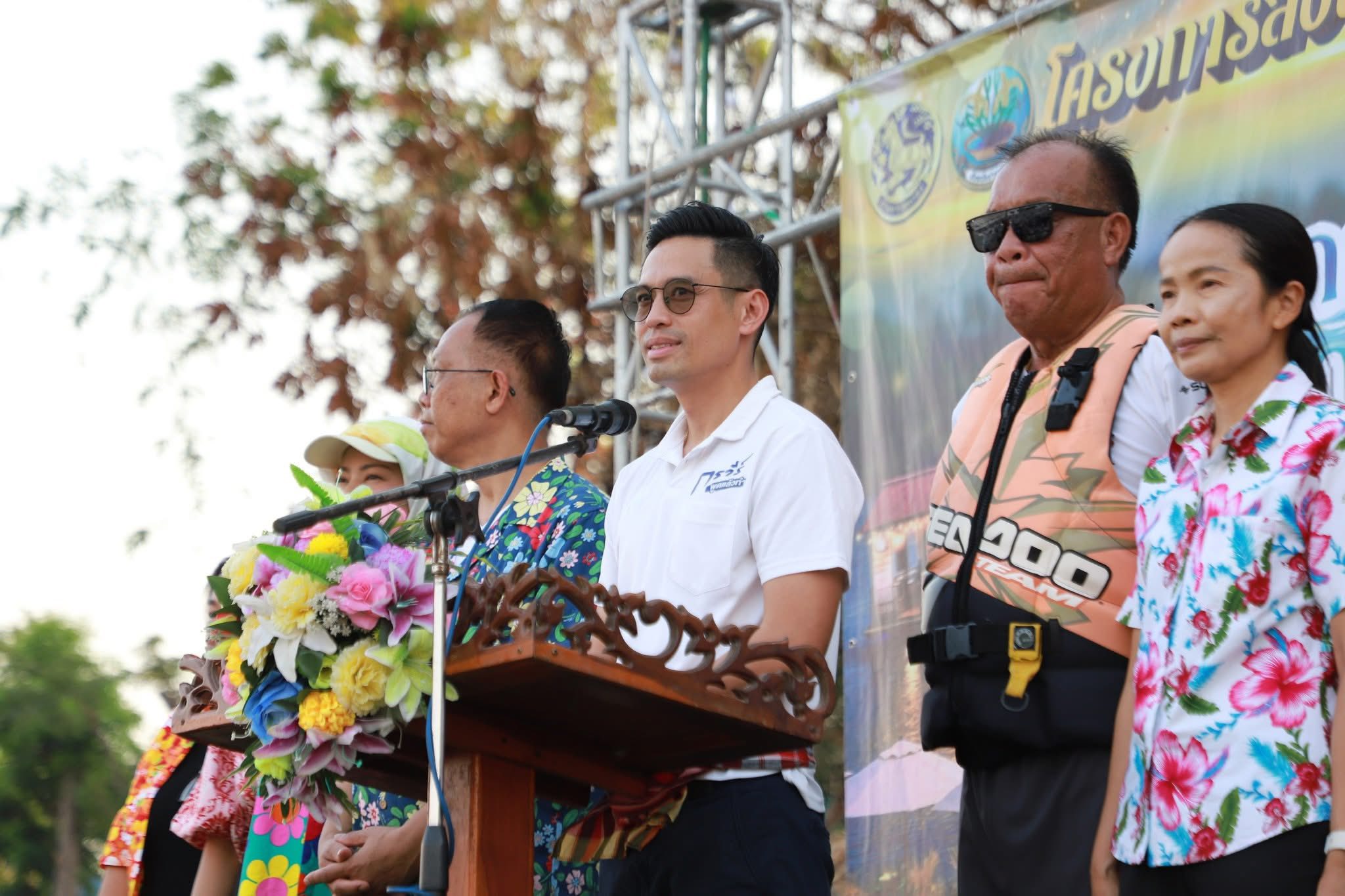 title - พิธีเปิดกิจกรรม “ มหัศจรรย์หาดพ่อพระราม วิถีสายน้ำแห่งไชโย” บริเวณหาดพ่อพระราม ตำบลราชสถิตย์ อำเภอไชโย